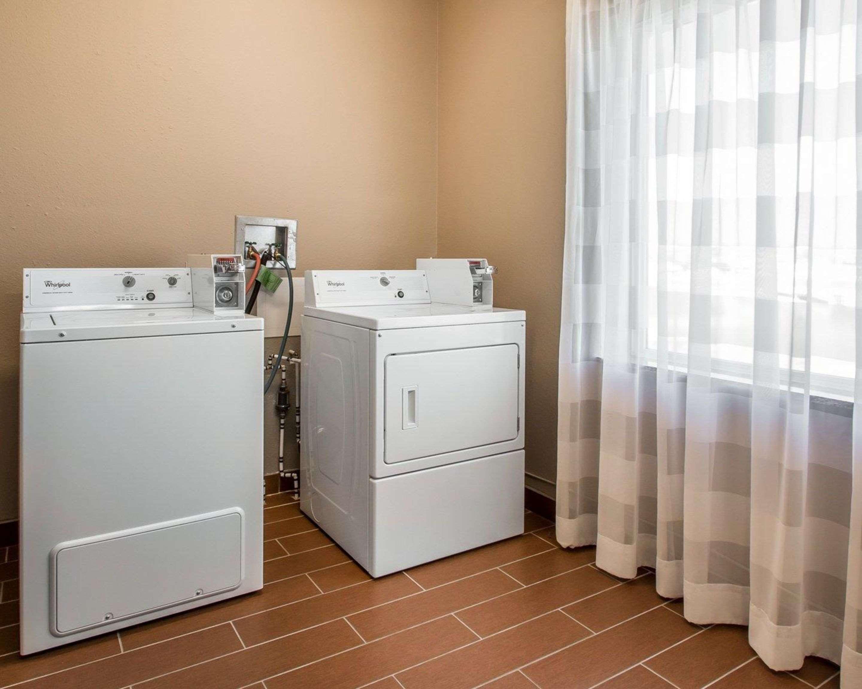 Mainstay Suites Meridian Zewnętrze zdjęcie